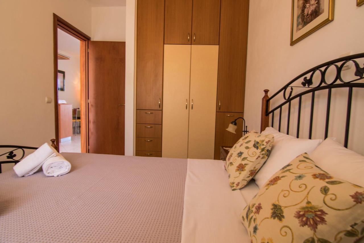 Fedra Apartments, View, Free Parking, 2Mins To Beach Palekastro Luaran gambar