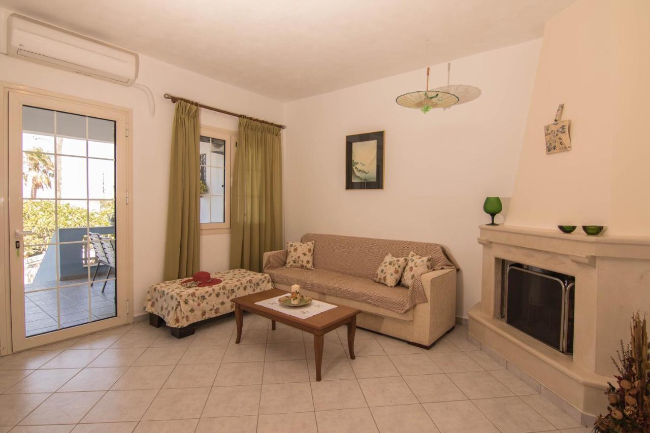 Fedra Apartments, View, Free Parking, 2Mins To Beach Palekastro Luaran gambar