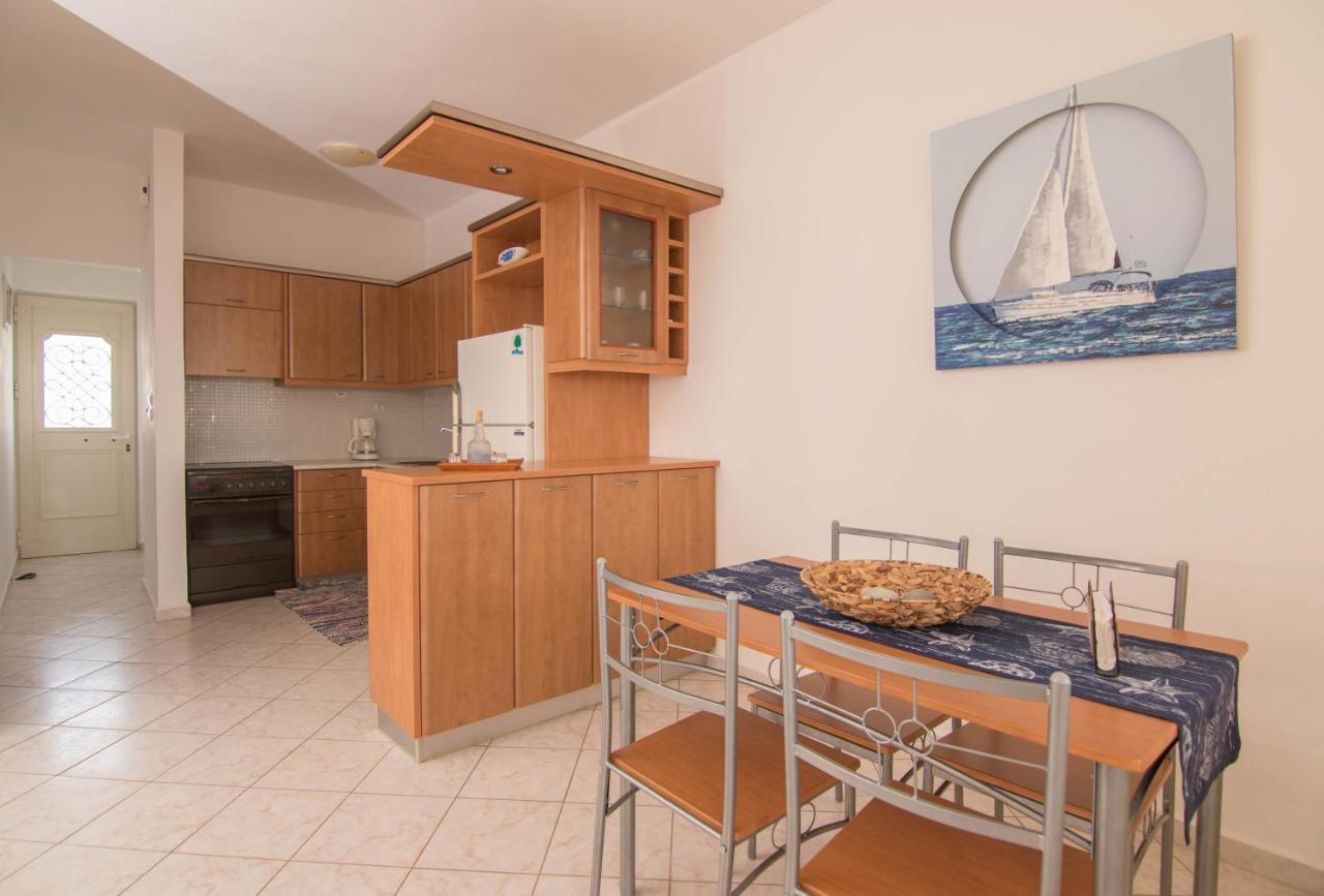 Fedra Apartments, View, Free Parking, 2Mins To Beach Palekastro Luaran gambar
