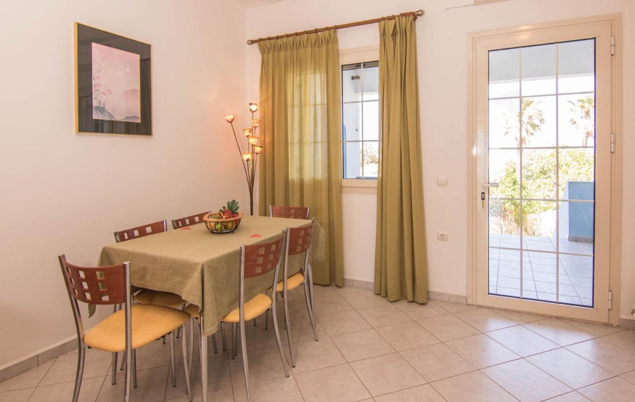 Fedra Apartments, View, Free Parking, 2Mins To Beach Palekastro Luaran gambar