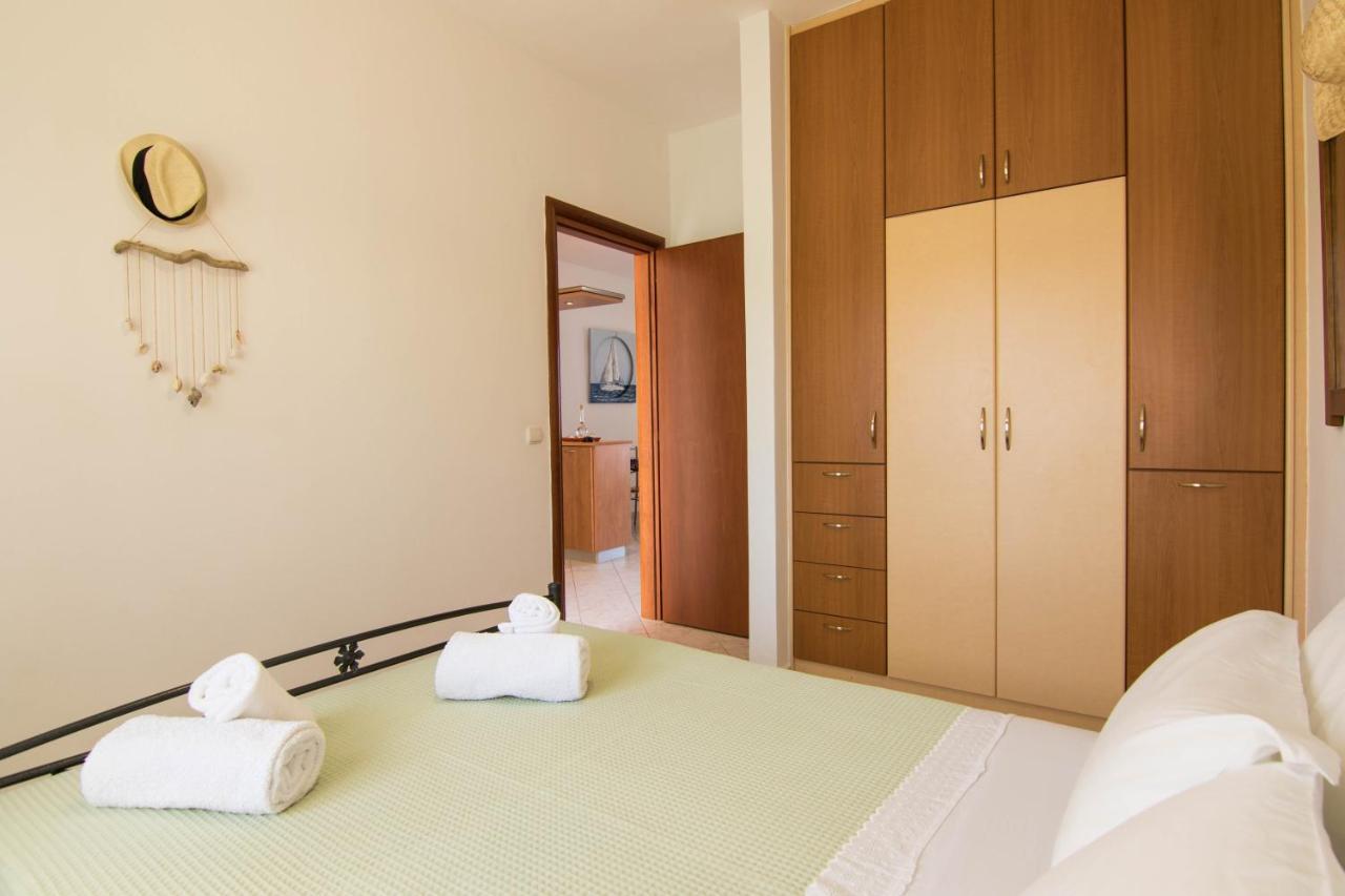 Fedra Apartments, View, Free Parking, 2Mins To Beach Palekastro Luaran gambar