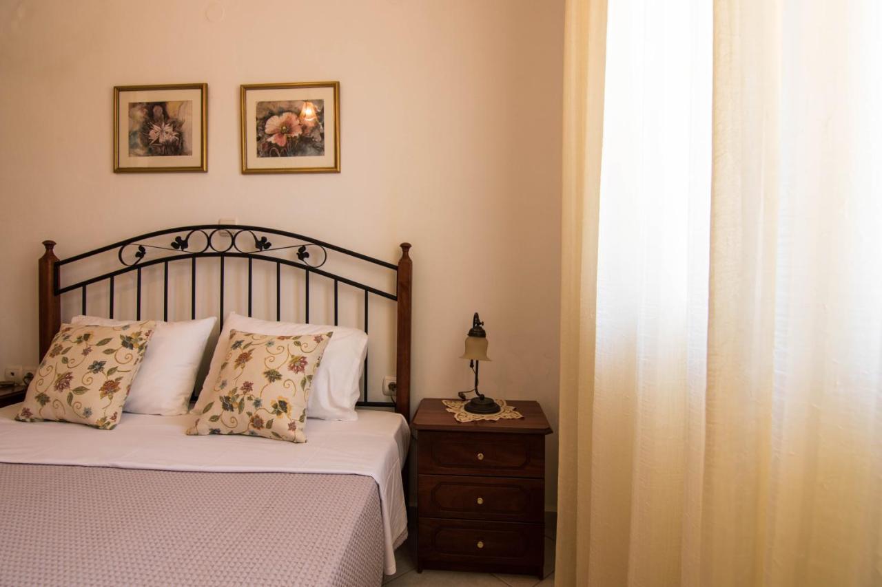 Fedra Apartments, View, Free Parking, 2Mins To Beach Palekastro Luaran gambar